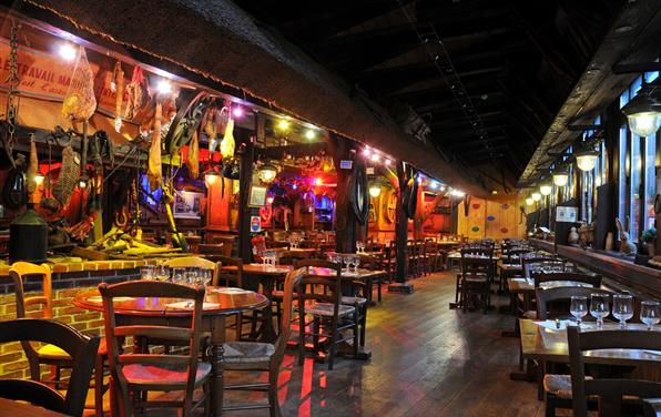 HOTEL ** RESTAURANT