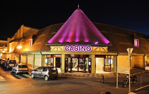 HOTEL ** RESTAURANT
