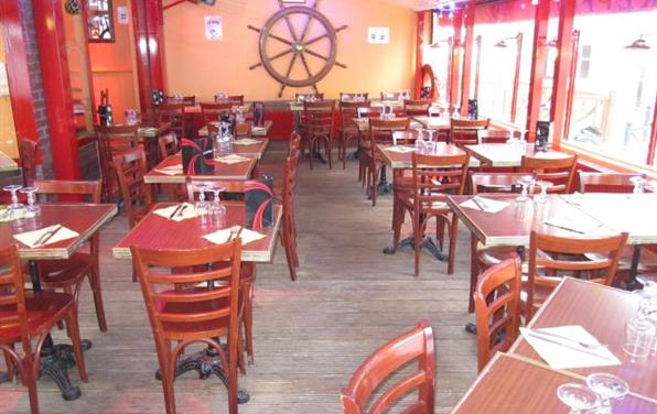 HOTEL ** RESTAURANT