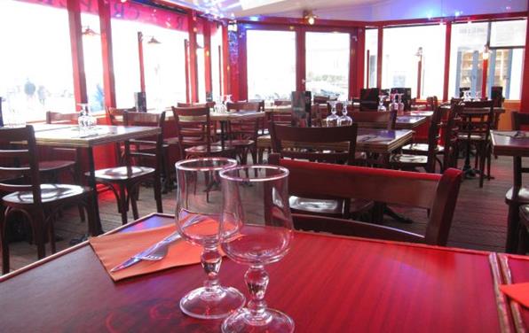 HOTEL ** RESTAURANT