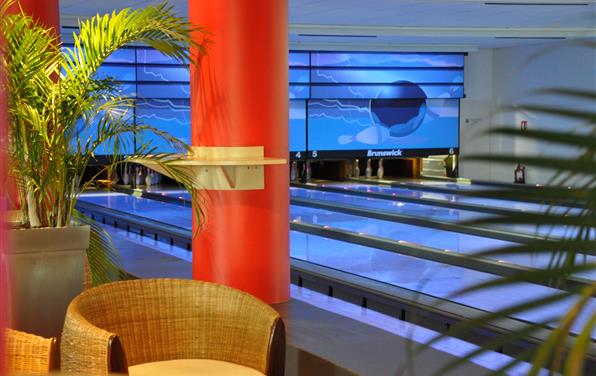 HOTEL ** RESTAURANT